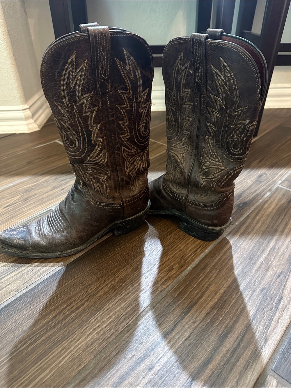 Lucchese Brown Leather Western Stitch-Detail Boots